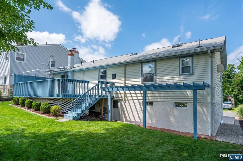 7 Oswego Avenue Par-Troy Hills, NJ 07034