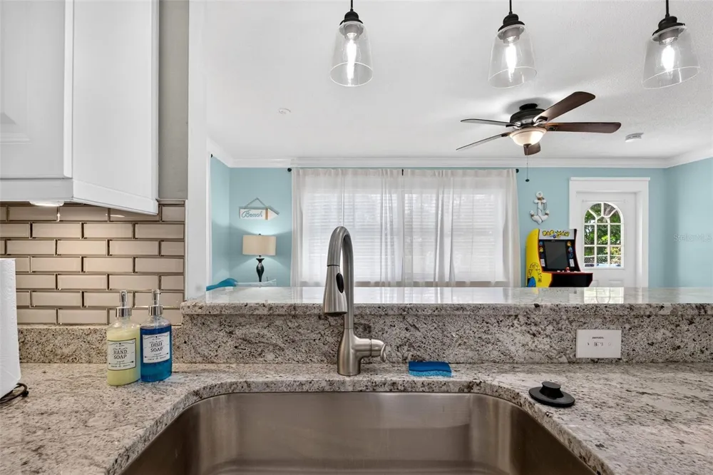 3409 18TH AVENUE DRIVE W Bradenton, FL 34205