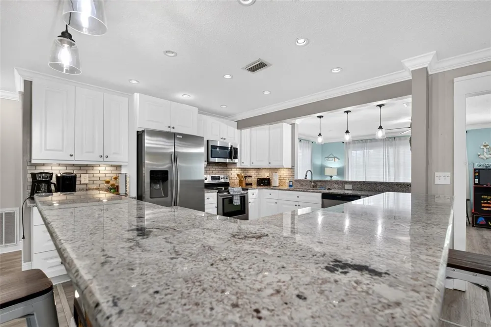 3409 18TH AVENUE DRIVE W Bradenton, FL 34205