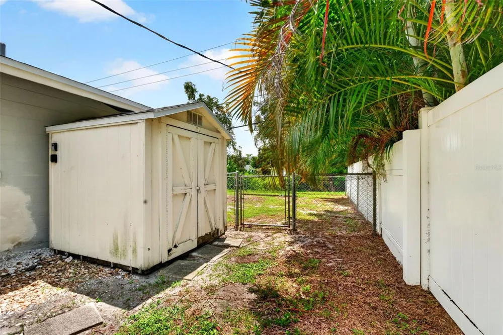 3409 18TH AVENUE DRIVE W Bradenton, FL 34205