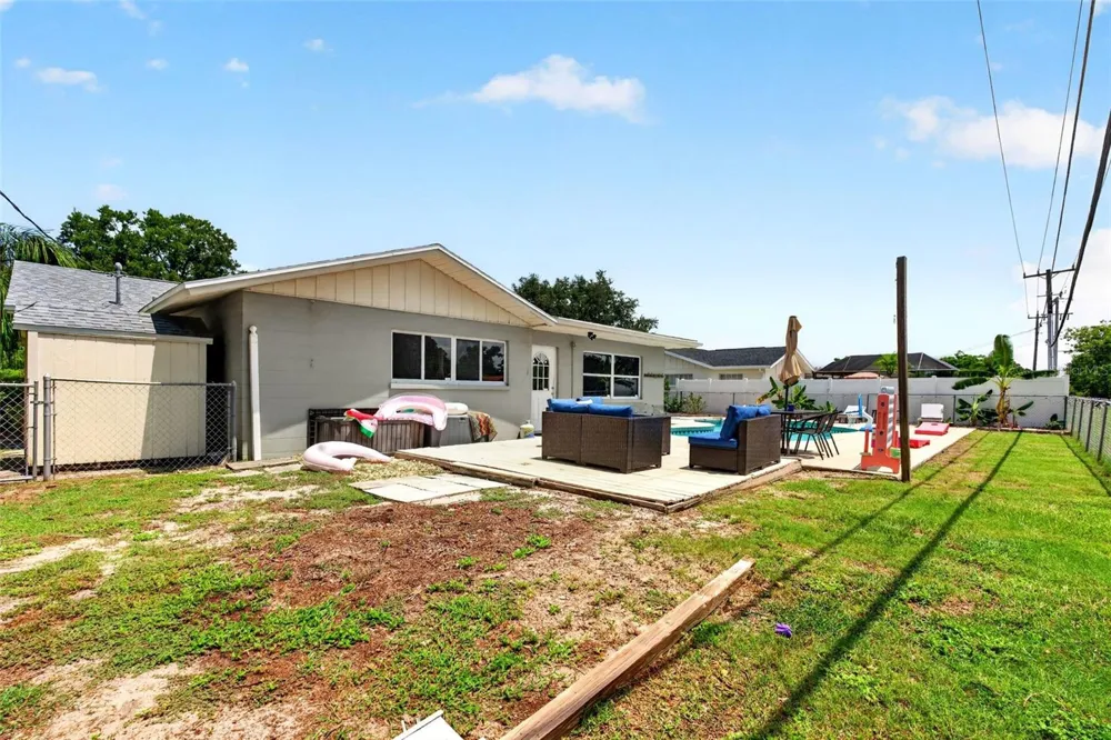 3409 18TH AVENUE DRIVE W Bradenton, FL 34205