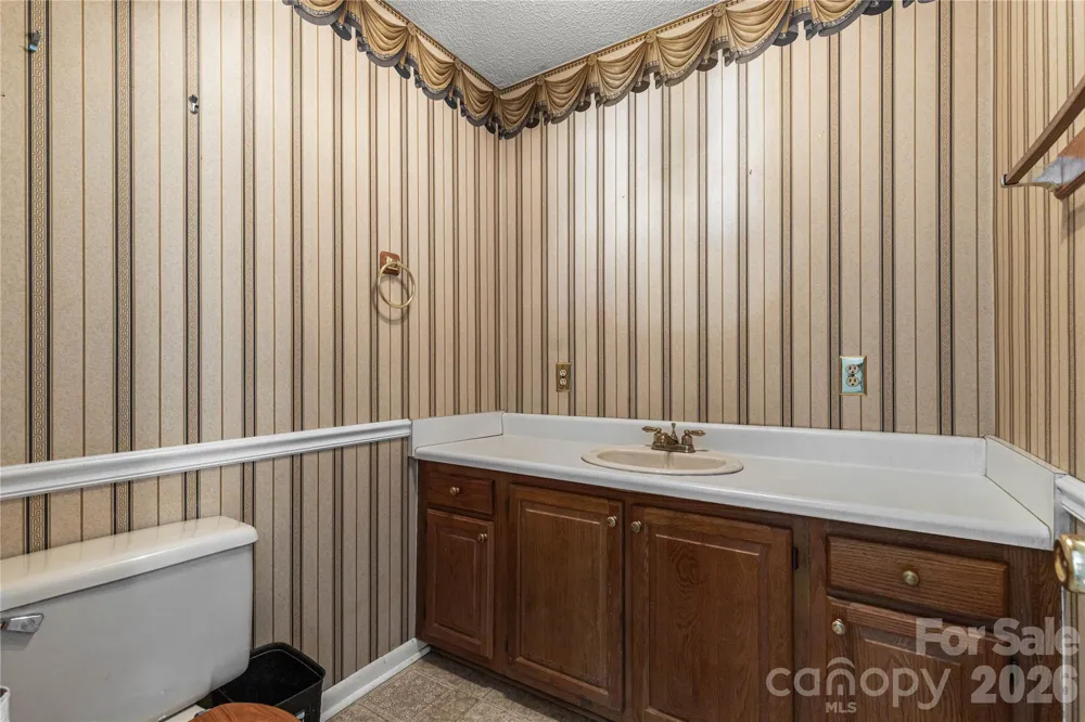 1575 Lincoln Road York, SC 29745