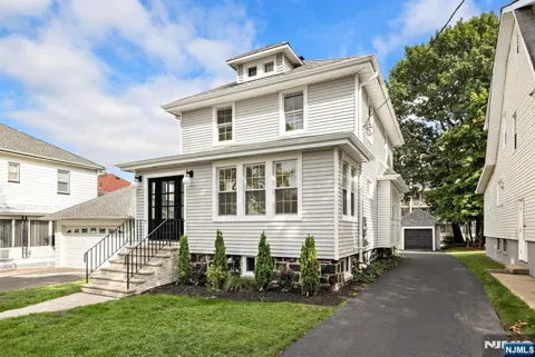 526 Dewey Avenue