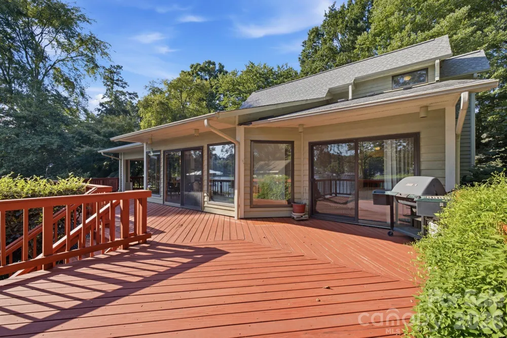 125 Misty Cove Lane Mooresville, NC 28117