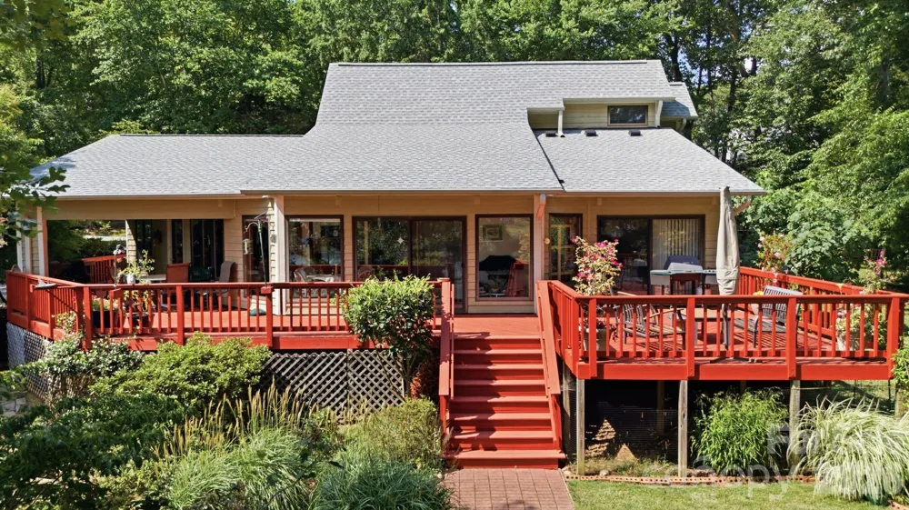 125 Misty Cove Lane Mooresville, NC 28117