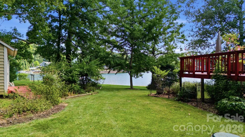 125 Misty Cove Lane Mooresville, NC 28117
