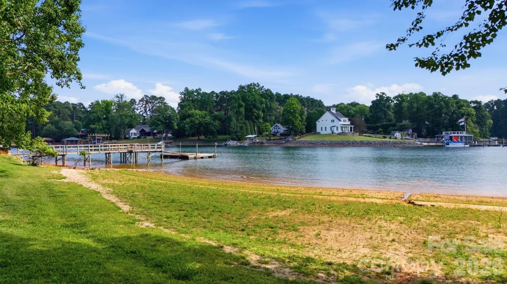 125 Misty Cove Lane Mooresville, NC 28117