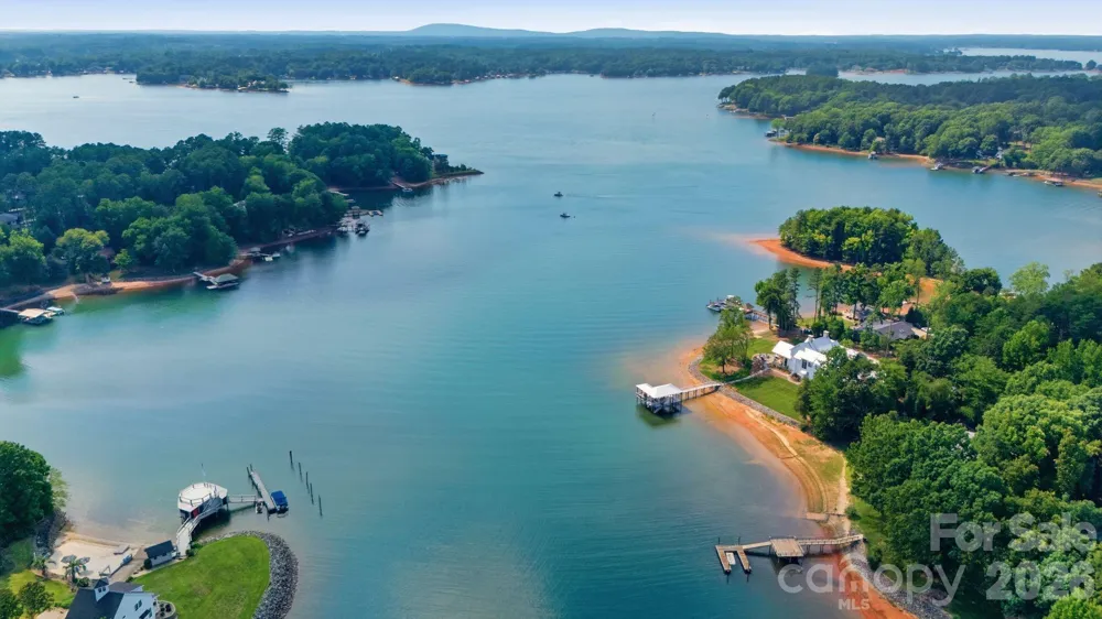 125 Misty Cove Lane Mooresville, NC 28117