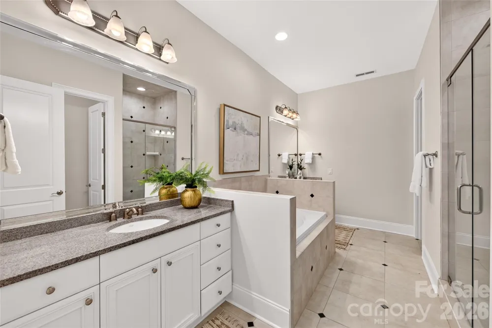 9517 Wheatfield Road Charlotte, NC 28277
