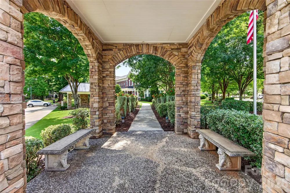 9517 Wheatfield Road Charlotte, NC 28277