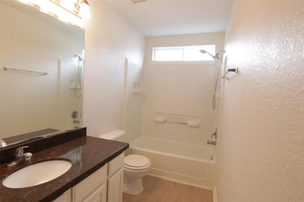 4606 Autumn Village Court Missouri City, TX 77459