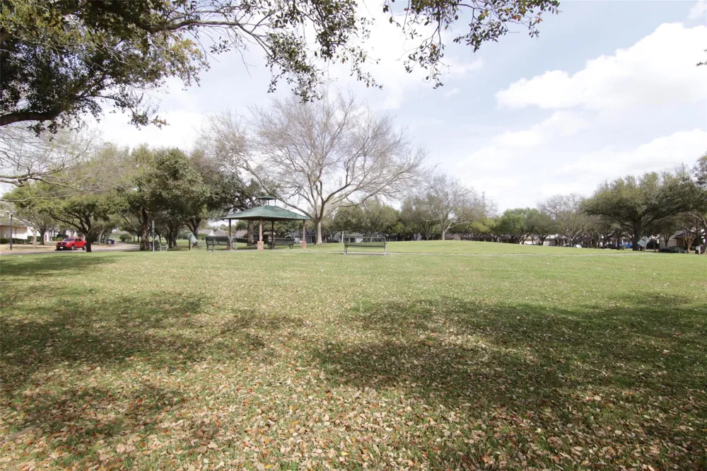 4606 Autumn Village Court Missouri City, TX 77459