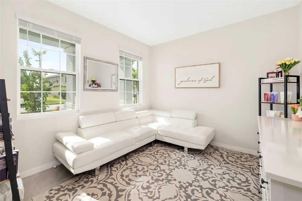 523 158TH STREET E Bradenton, FL 34212