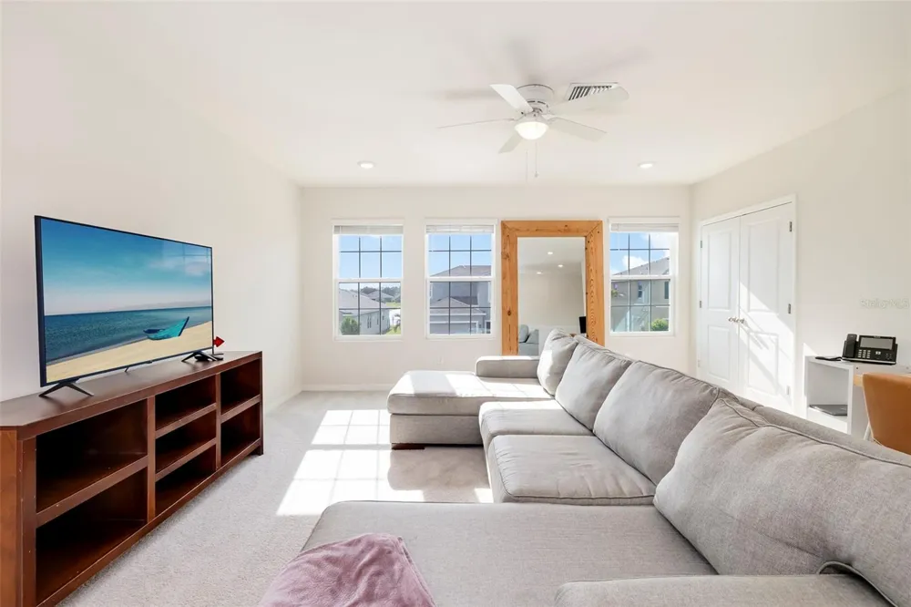 523 158TH STREET E Bradenton, FL 34212