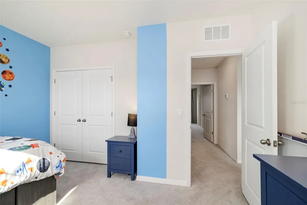 523 158TH STREET E Bradenton, FL 34212