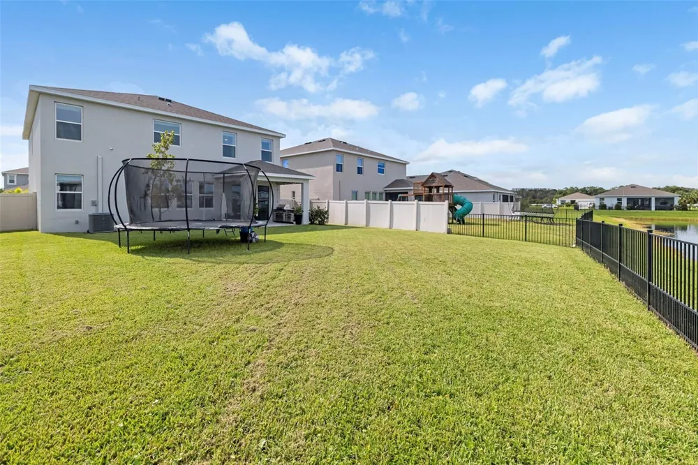 523 158TH STREET E Bradenton, FL 34212