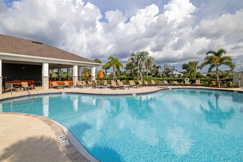 523 158TH STREET E Bradenton, FL 34212