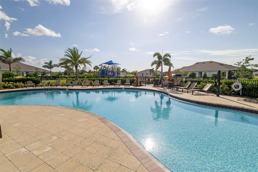 523 158TH STREET E Bradenton, FL 34212