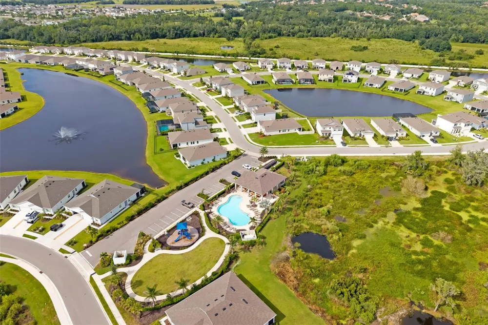 523 158TH STREET E Bradenton, FL 34212