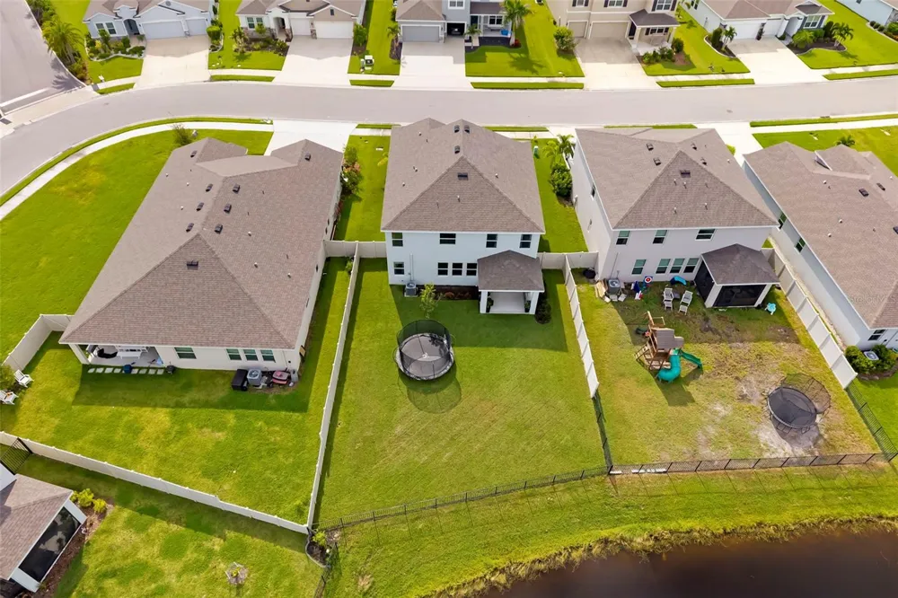 523 158TH STREET E Bradenton, FL 34212