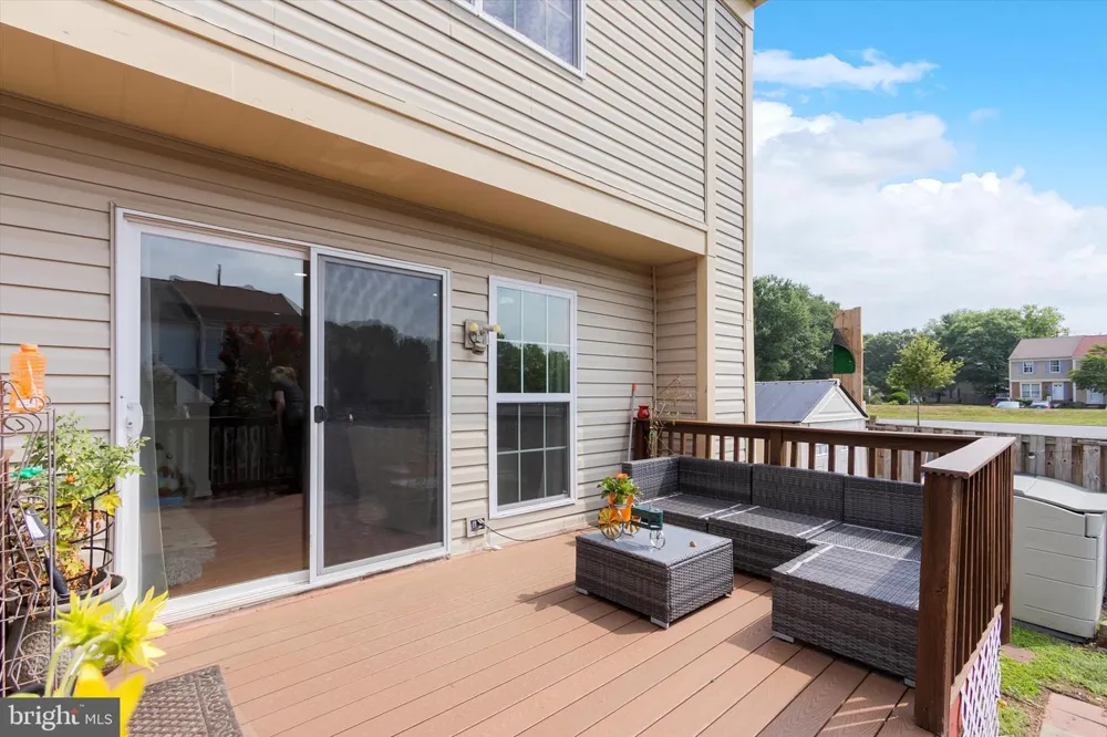 528 JARED SQUARE NE Leesburg, VA 20176