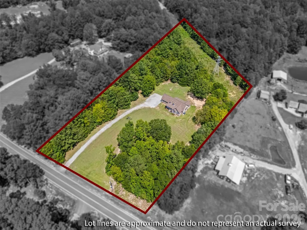 2229 Starnes Road Edgemoor, SC 29712