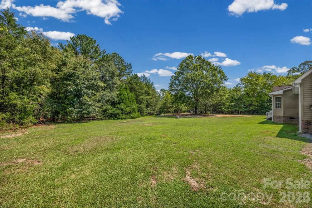 2229 Starnes Road Edgemoor, SC 29712