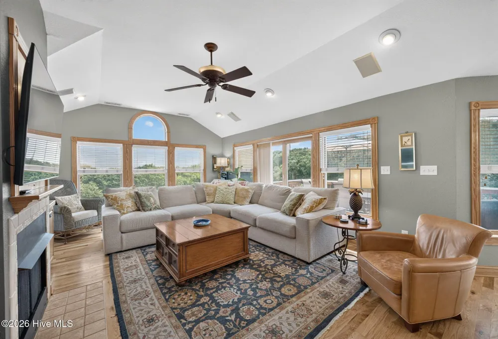 87 Spindrift Trail Southern Shores, NC 27949
