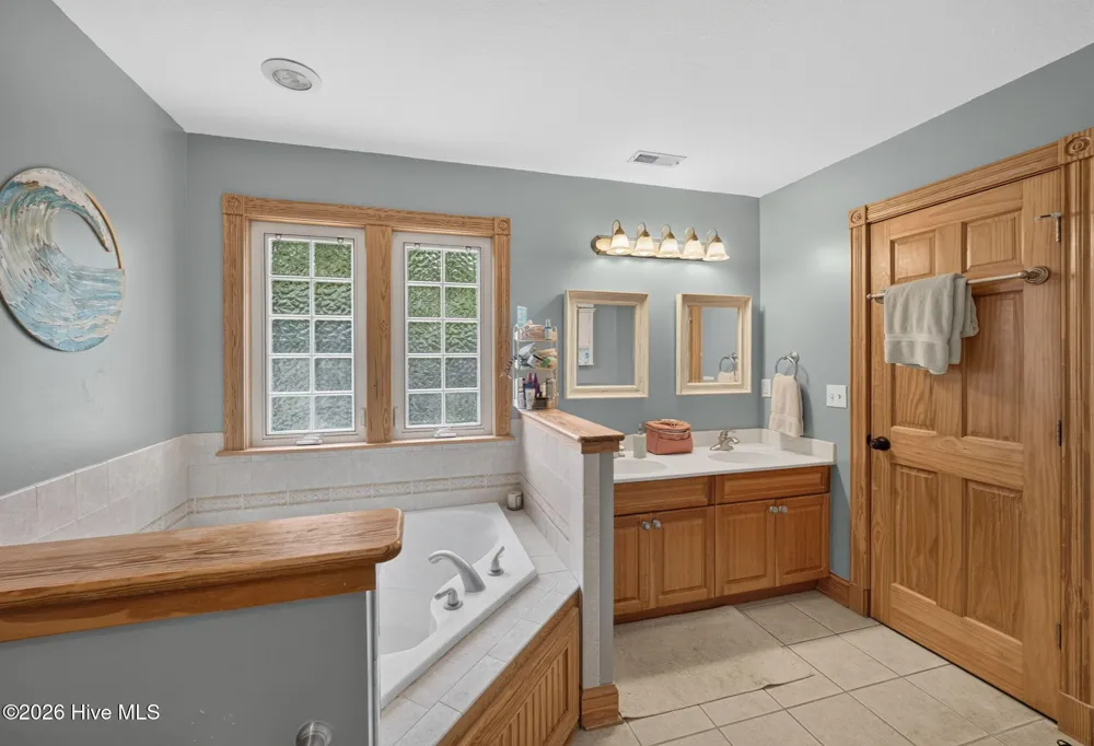 87 Spindrift Trail Southern Shores, NC 27949
