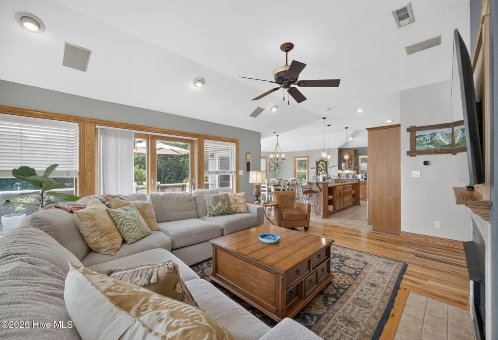 87 Spindrift Trail Southern Shores, NC 27949