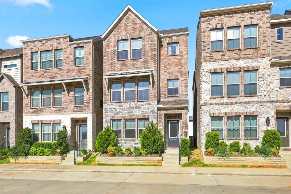 106 Settlers Way Euless, TX 76040
