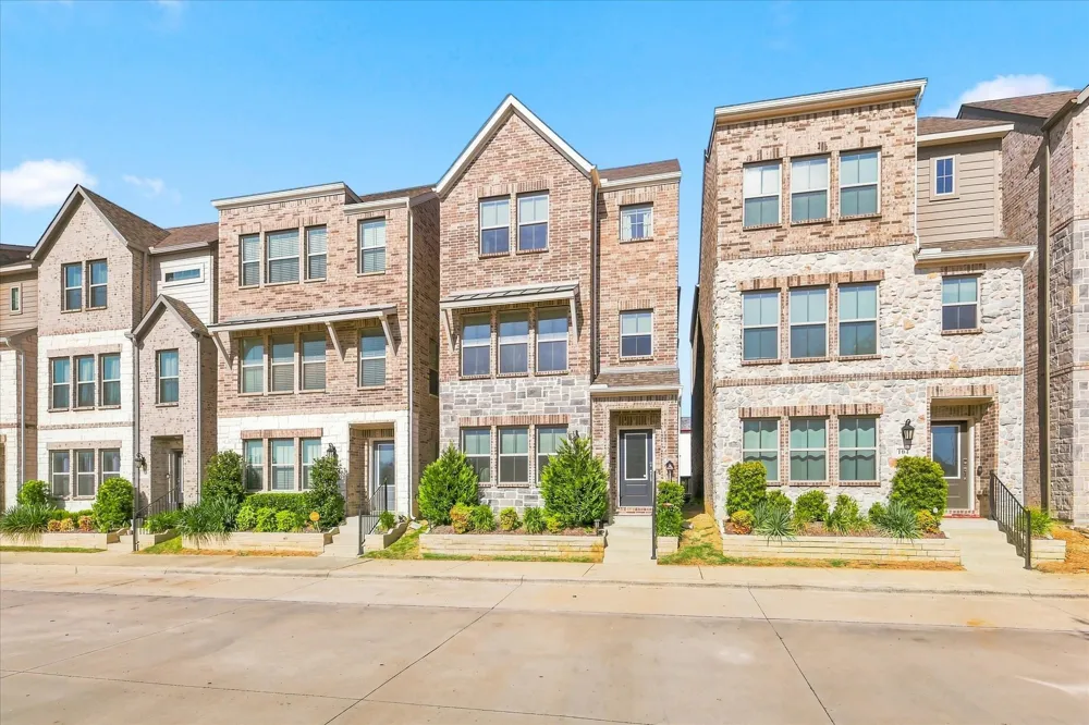 106 Settlers Way Euless, TX 76040