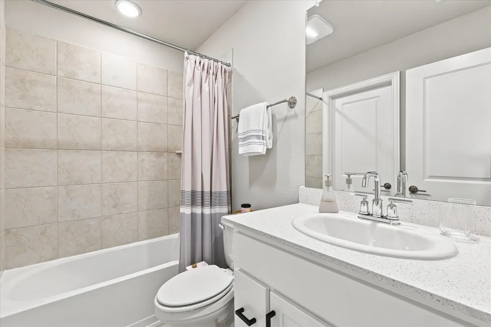 106 Settlers Way Euless, TX 76040