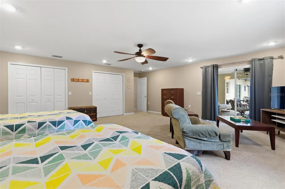 1095 E WISCONSIN AVENUE Deland, FL 32724