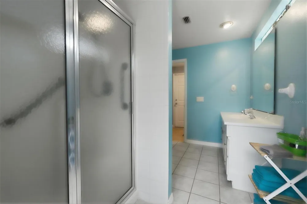 1095 E WISCONSIN AVENUE Deland, FL 32724