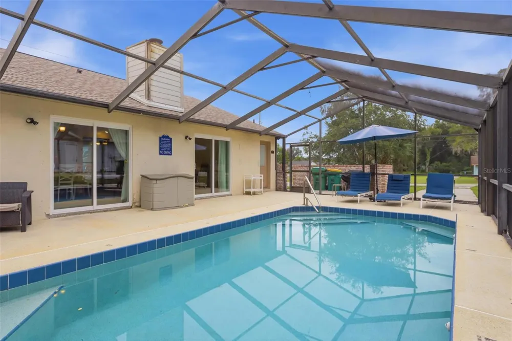1095 E WISCONSIN AVENUE Deland, FL 32724