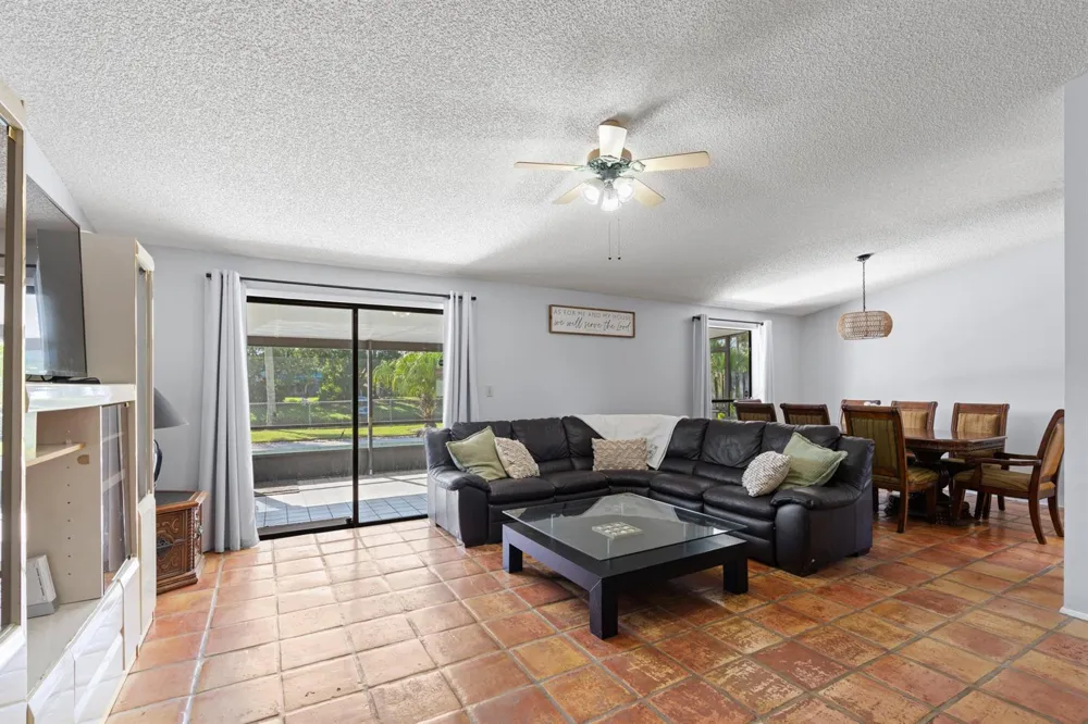 108 Cambridge Lane Royal Palm Beach, FL 33411