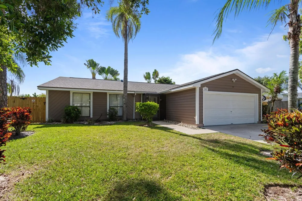 108 Cambridge Lane Royal Palm Beach, FL 33411