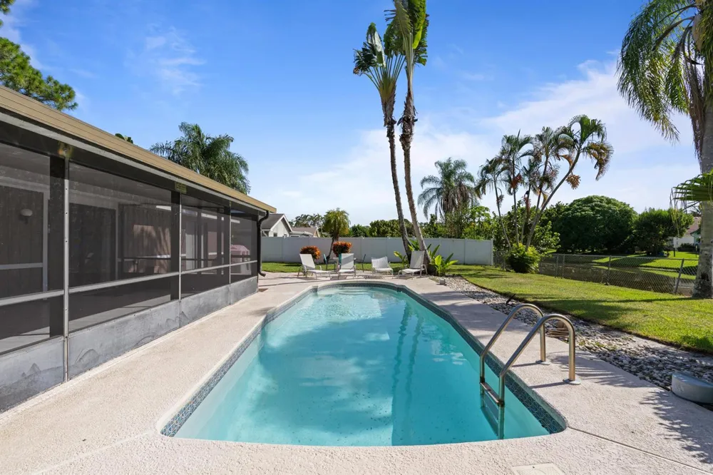 108 Cambridge Lane Royal Palm Beach, FL 33411