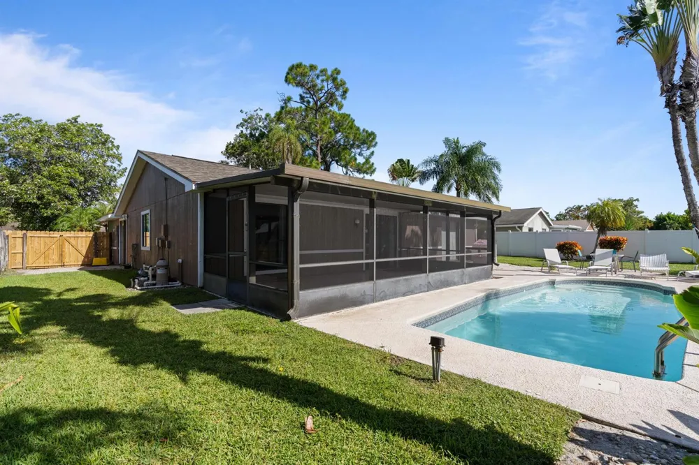 108 Cambridge Lane Royal Palm Beach, FL 33411