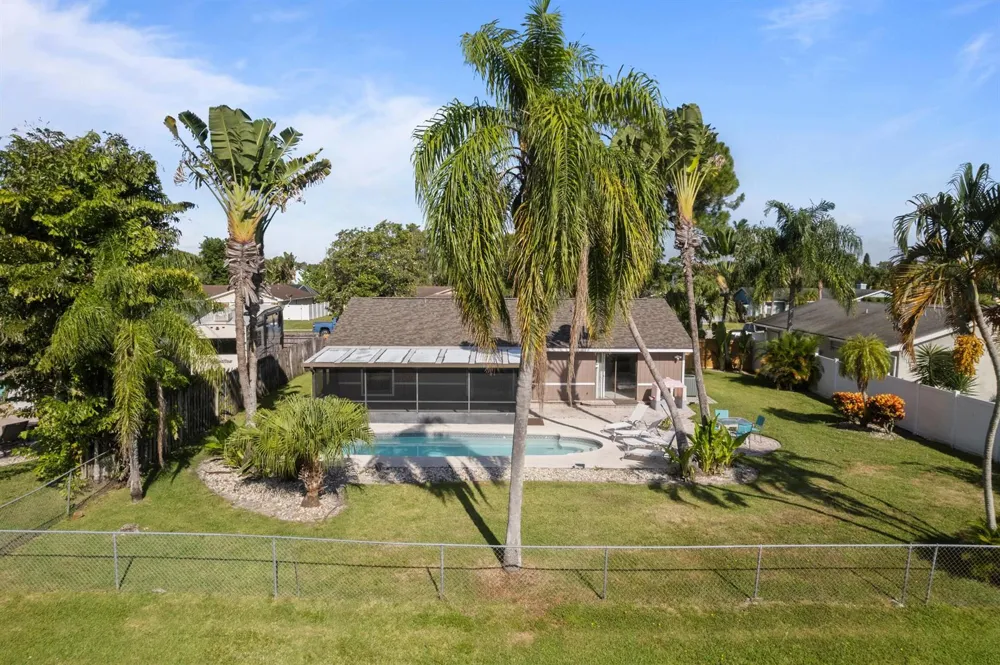 108 Cambridge Lane Royal Palm Beach, FL 33411