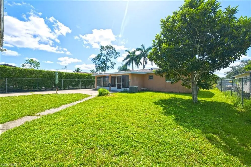 5449 Hardee Street Naples, FL 34113