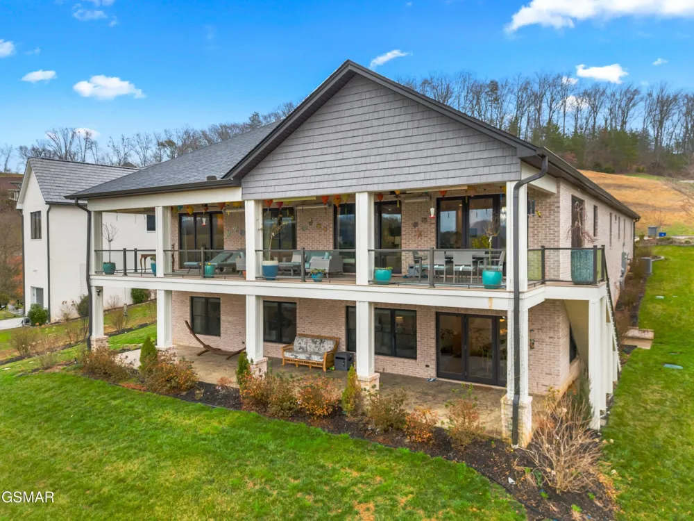 6325 Coves Edge Trail Russellville, TN 37860
