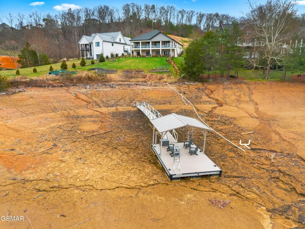 6325 Coves Edge Trail Russellville, TN 37860