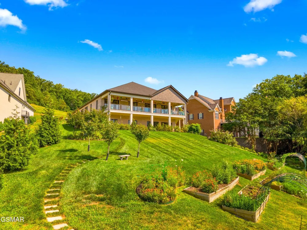 6325 Coves Edge Trail Russellville, TN 37860