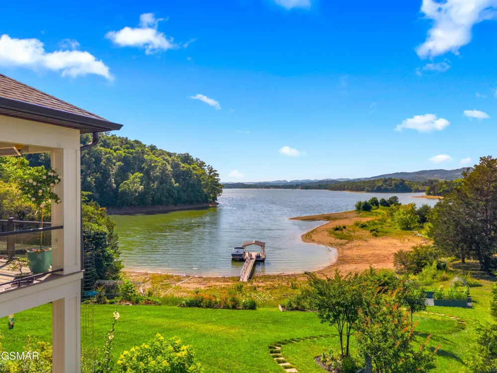 6325 Coves Edge Trail Russellville, TN 37860