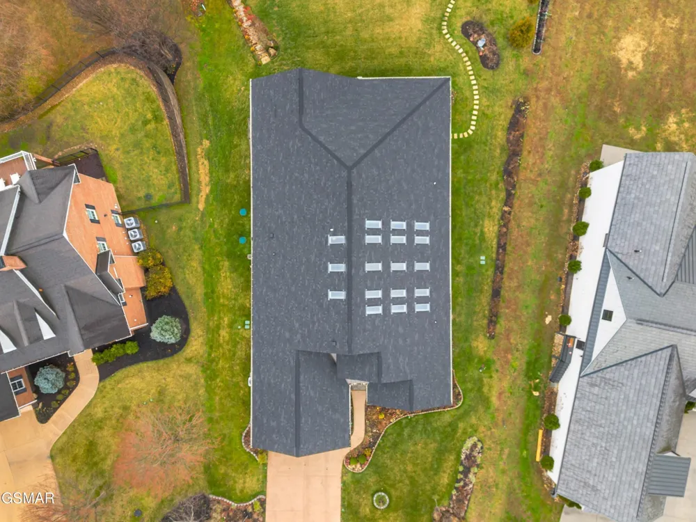 6325 Coves Edge Trail Russellville, TN 37860