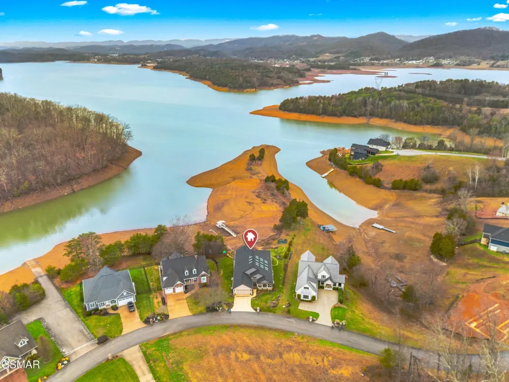 6325 Coves Edge Trail Russellville, TN 37860