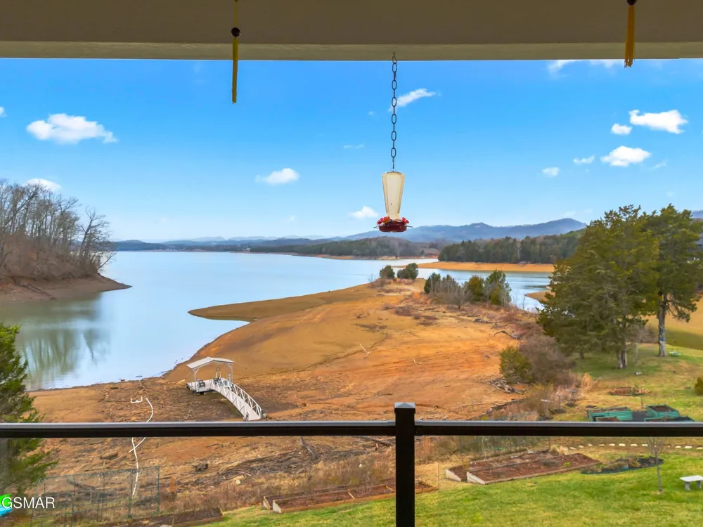 6325 Coves Edge Trail Russellville, TN 37860