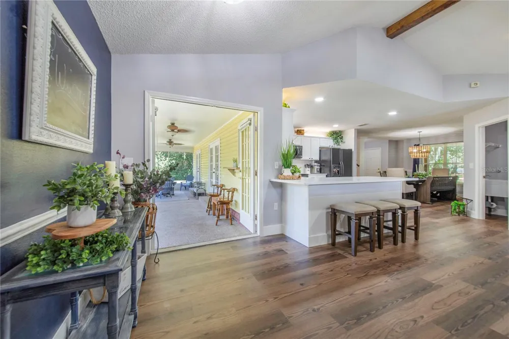 23 OAKWOOD RD Winter Haven, FL 33880